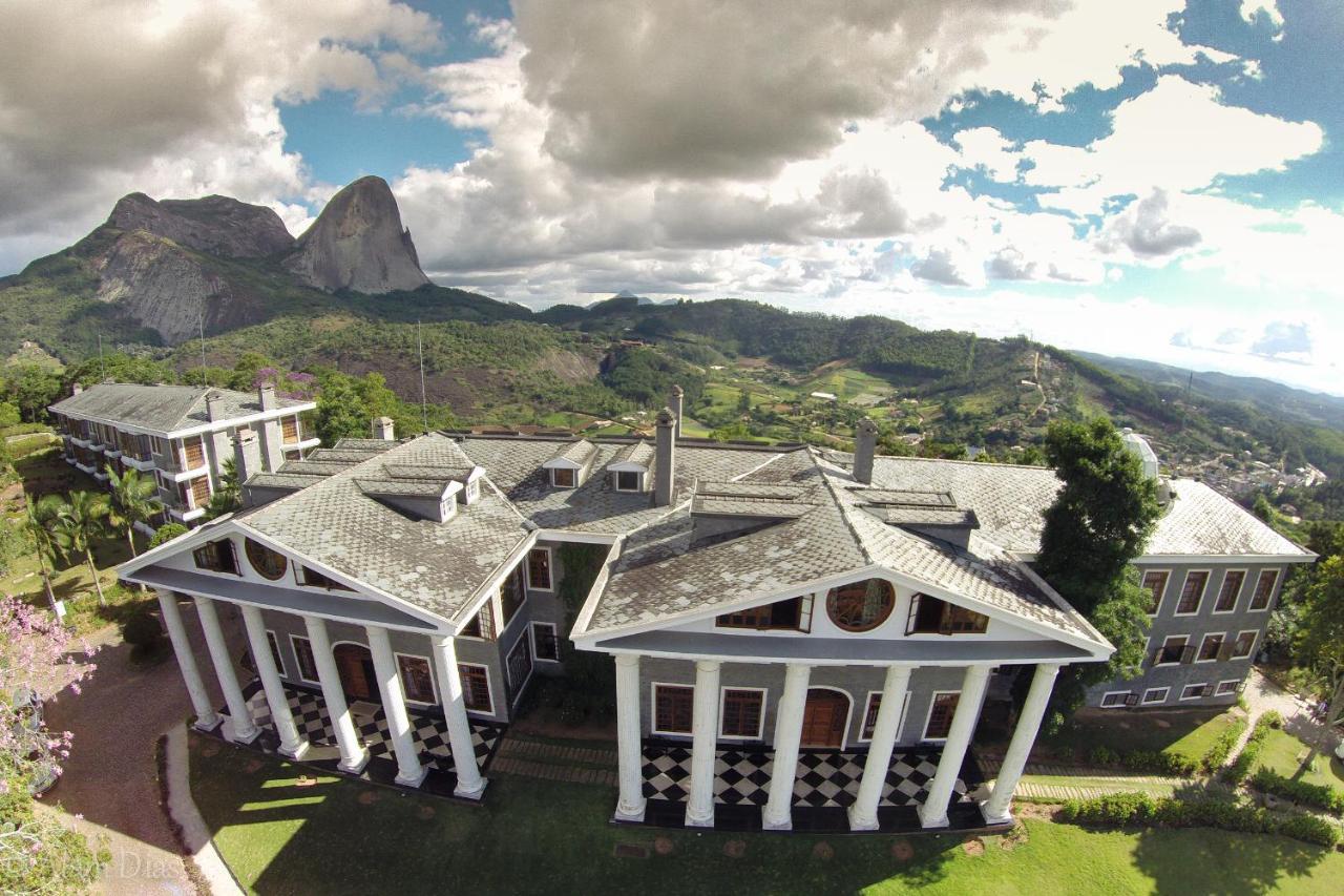 Aroso Paco Hotel Pedra Azul  Kültér fotó Aerial view of the hotel